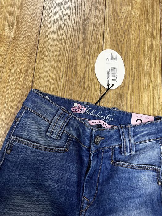 Дамски дънки нови Fornarina