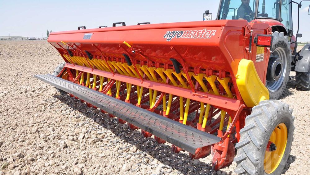 Акция! Зерновая сеялка прицепной  AGROMASTER BM24