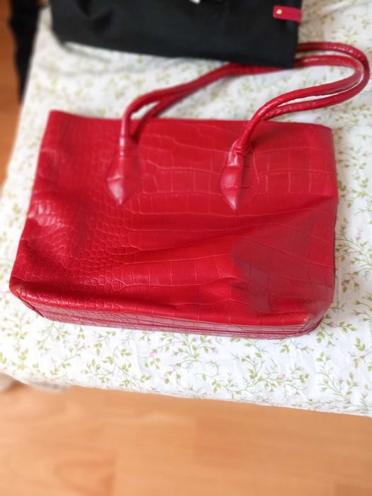 Чанти Escada Massimo dutti Цена по договаряне