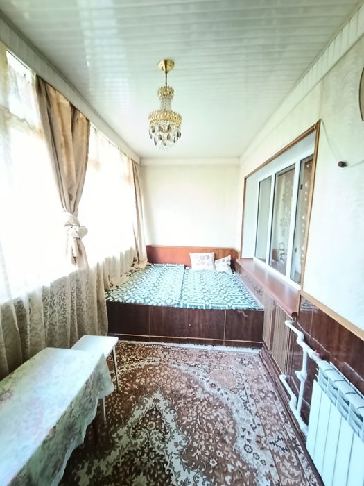 Продам 3х комнатную квартиру на Максим Горького.