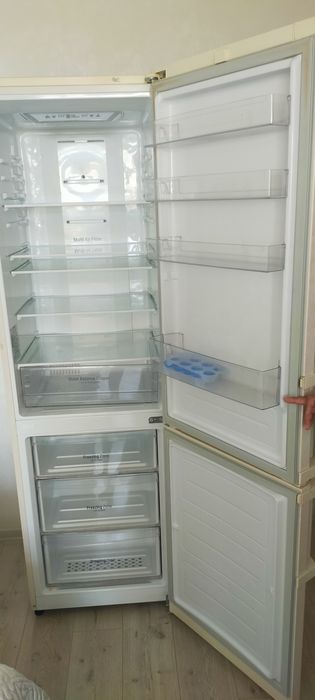 Продам холодильник LG GA-B499ZECZ