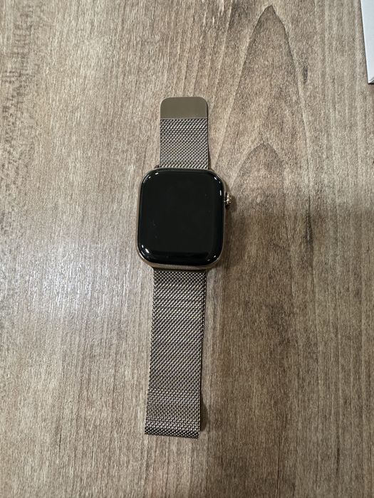 Apple Watch 11 GPS+Cellular,корпус Gold Titanium42 mm,Gold Milanese