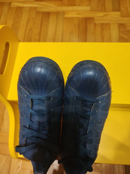 Adidas Superstar размер 39 1/3