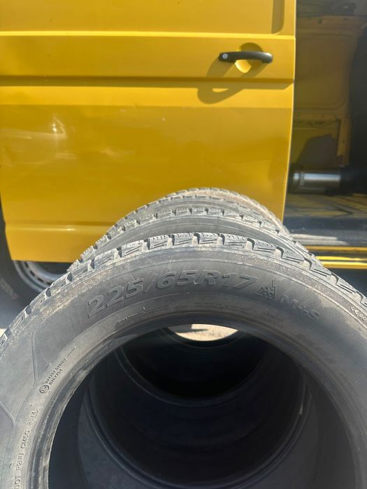 Продам шины 225/65/17