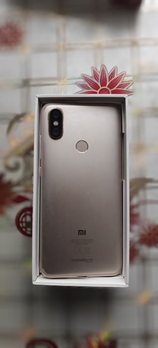 Xiaomi Mi A2 в отличном состоянии
