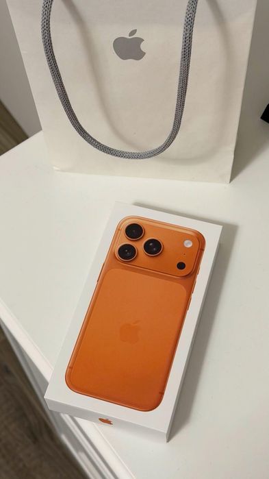 Продаётся iPhone 17 Pro Max
