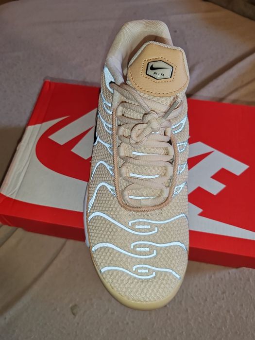 Nike air max plus.