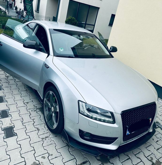 Vând Audi a5 coupe