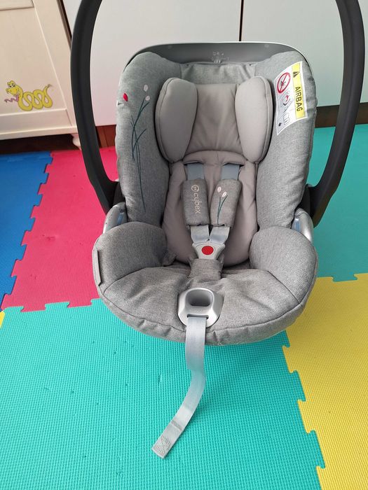 Столче за кола и база Cybex Cloud Z