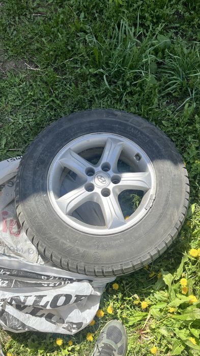 Продам комплект колес 235/70 R16