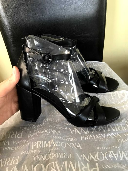 Италиански кожени сандали, размер 40