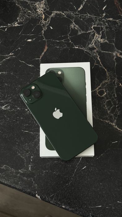 Продам iPhone 13 256Gb зеленый