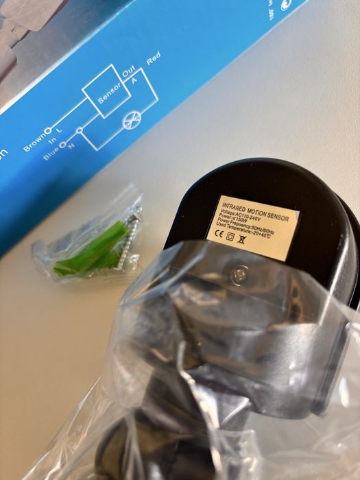 PIR сензор с таймер за осветление (150W)