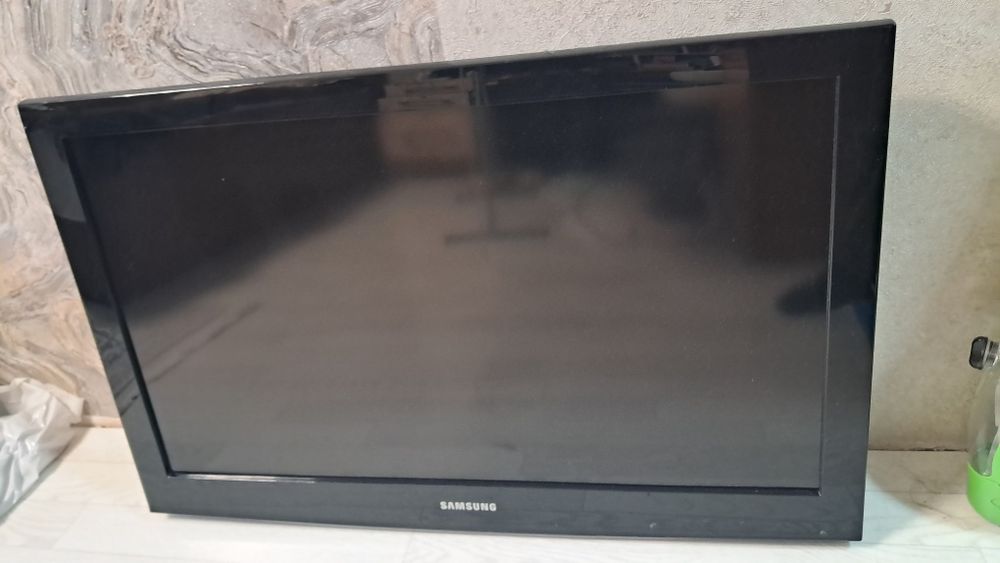 Продам телевизор