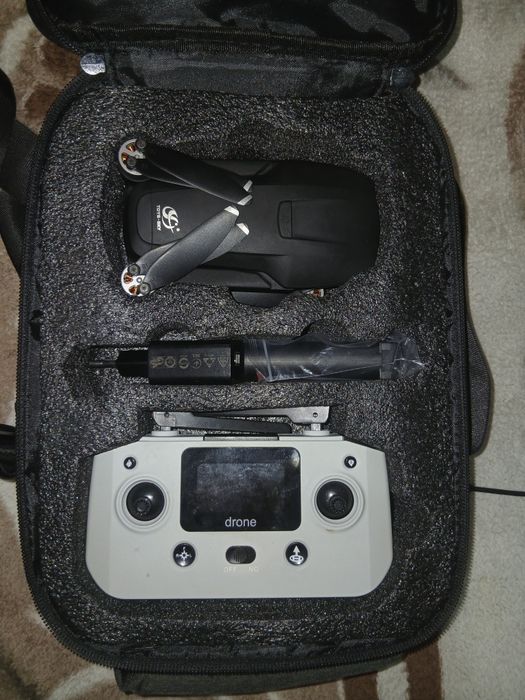 Продам дрон в отличном состоянии .