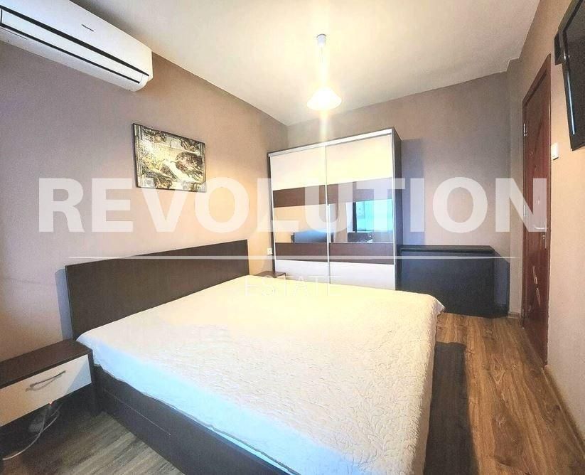 Дава се под наем Двустаен апартамент в Варна, Център - 65 кв.м за 498.27 € - Снимка #3