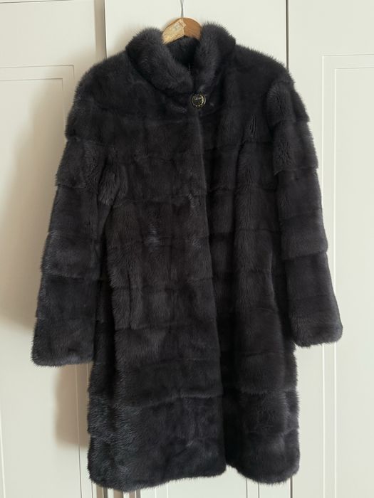 Продам норковую шубу