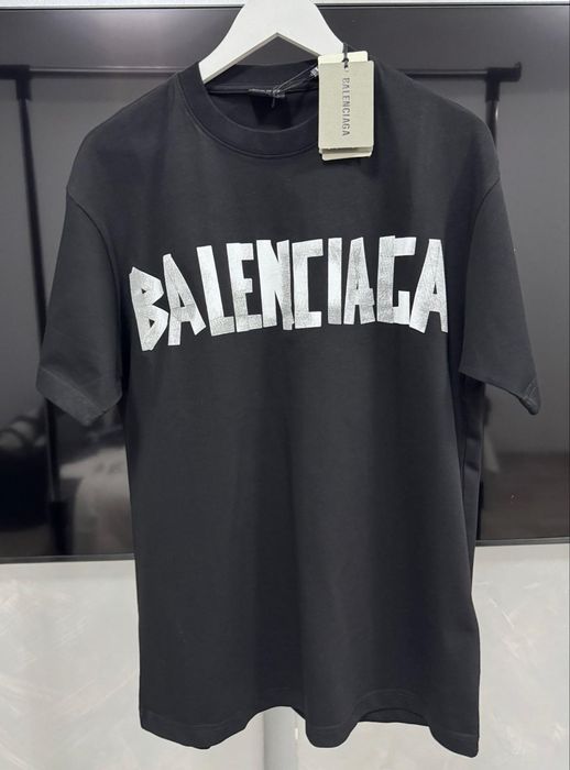 Tricou Balenciaga