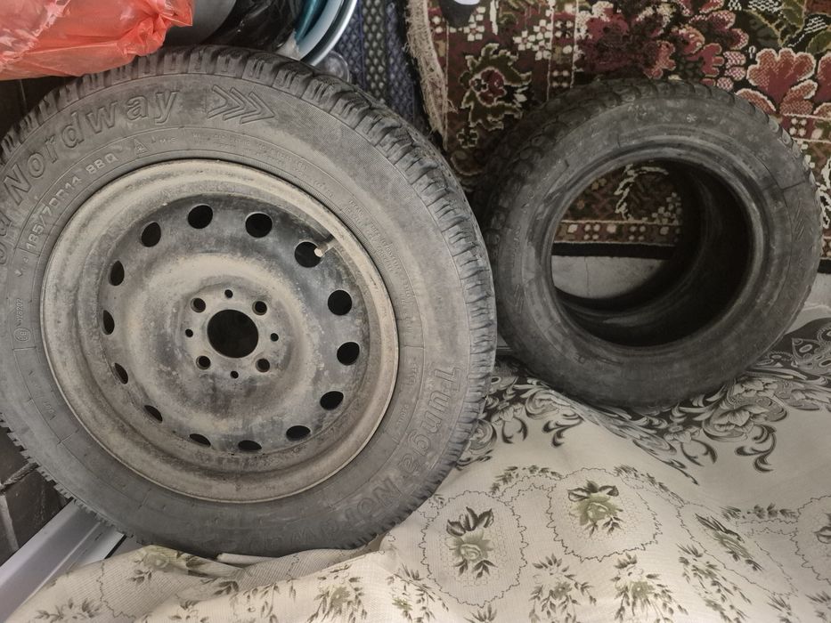 Продам диски с шинами