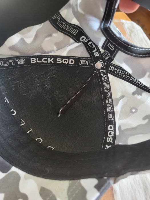 Оригинални спортни шапки Born и Project