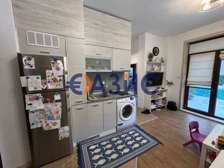 Продава се Двустаен апартамент в к.к. Слънчев бряг - 47 кв.м за 781 €/кв.м - Снимка #8