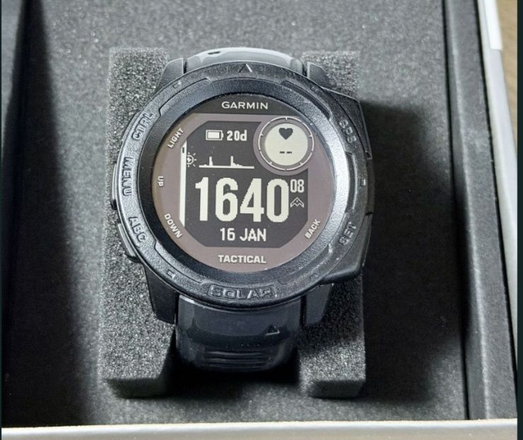 Ceas Garmin instinct
