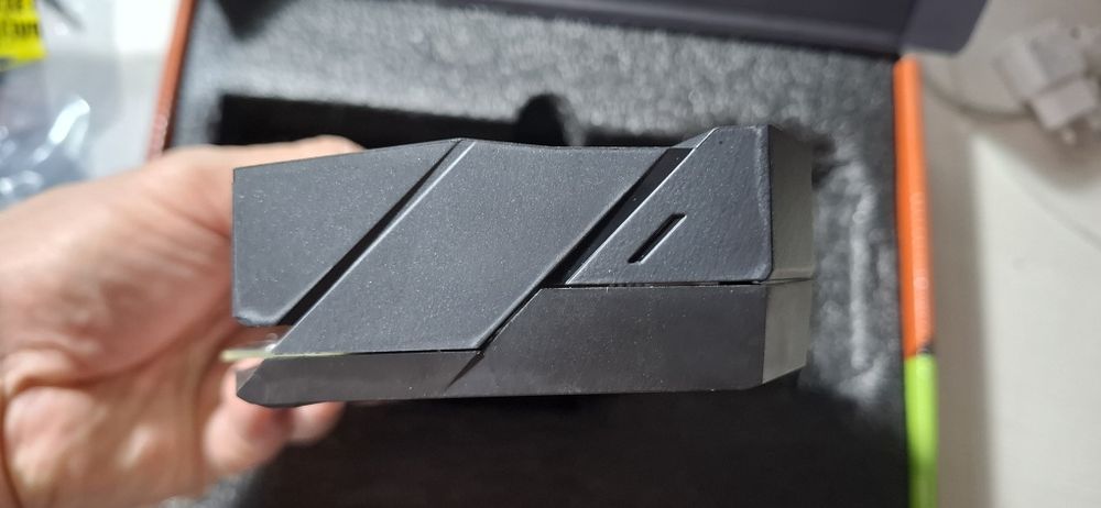 Видеокарта RTX 2060 super в исполнении от Gigabyte. Видеокарта полност