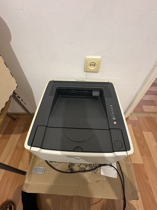Принтер HP Laserjet P2015DN