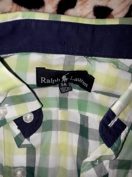 Продавам детски ризи и блузи