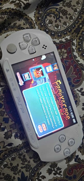 psp sony alb model psp e1004 psp Street modat