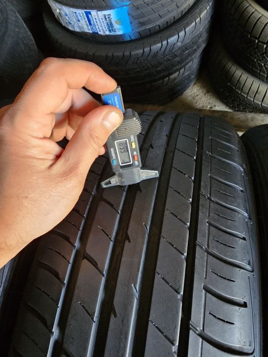 4 anvelope vara 215 55 17 Falken 7mm