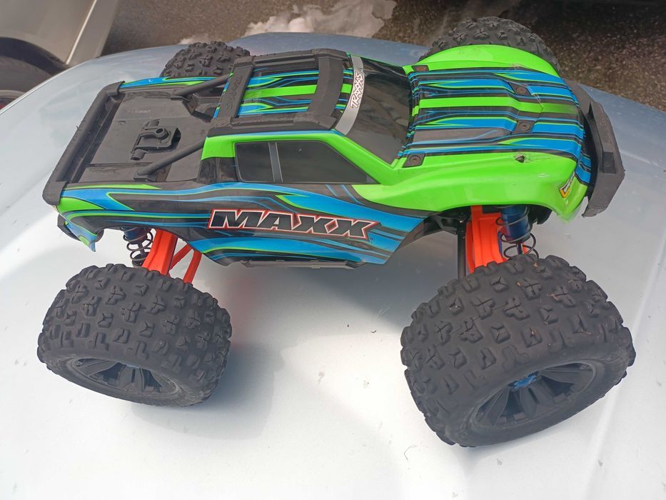 Traxxas Maxx V2 4S TSM VXL,-  Wide Maxx !