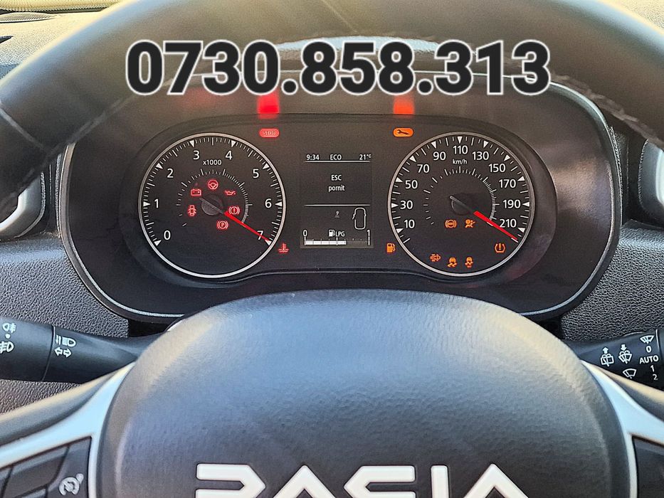 Camera Dacia Duster