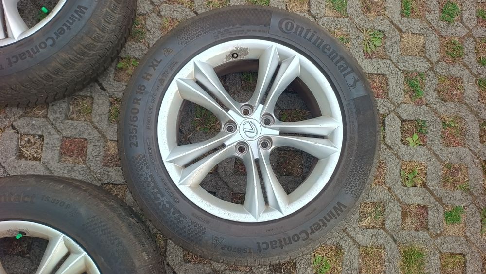 Гуми с оригинални 18" джанти за Lexus RX 450h