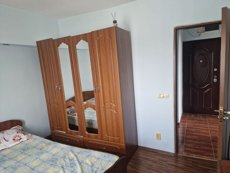 Apartament 2 camere de închiriat, sensul giratoriu