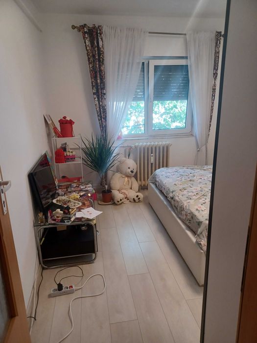 Vând apartament 2 camere Oradea 107900 euro
