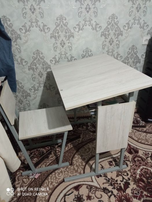 Школьная парта продается