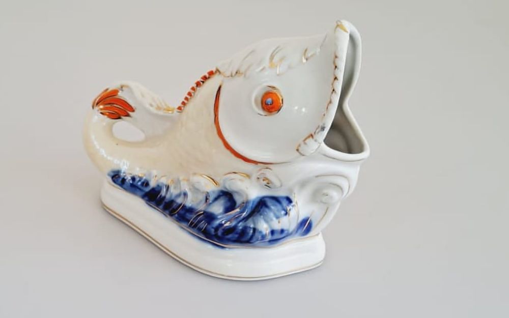 Рыба цветное стекло.