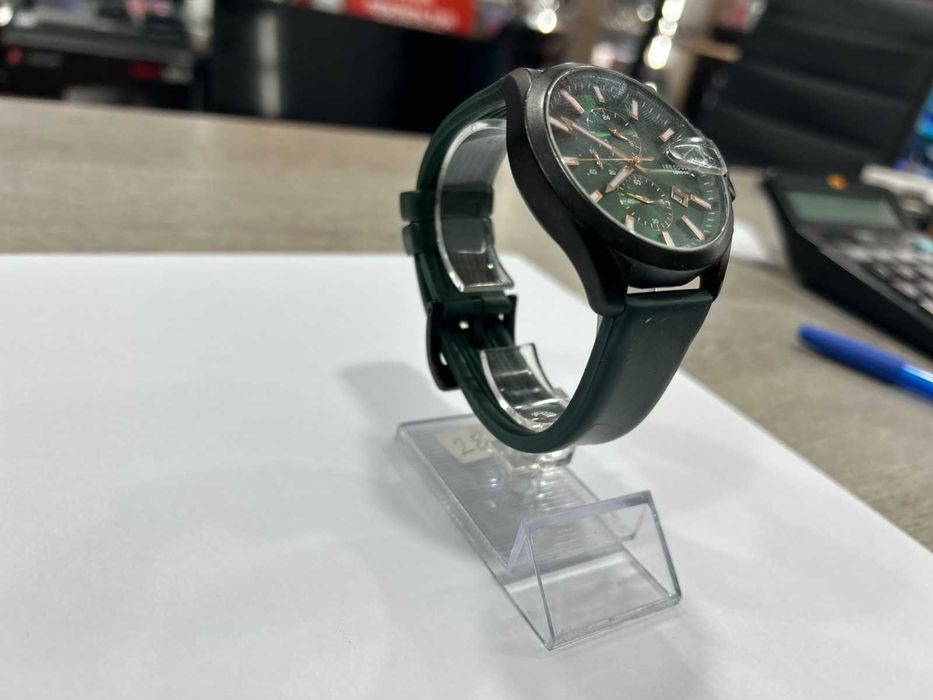 Продава се мъжки часовник Lee Cooper