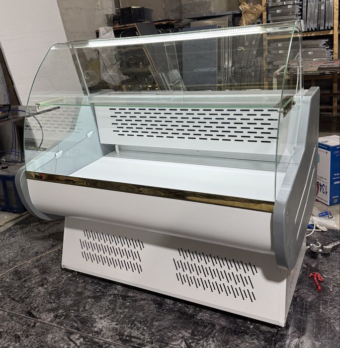 Витринный холодильник