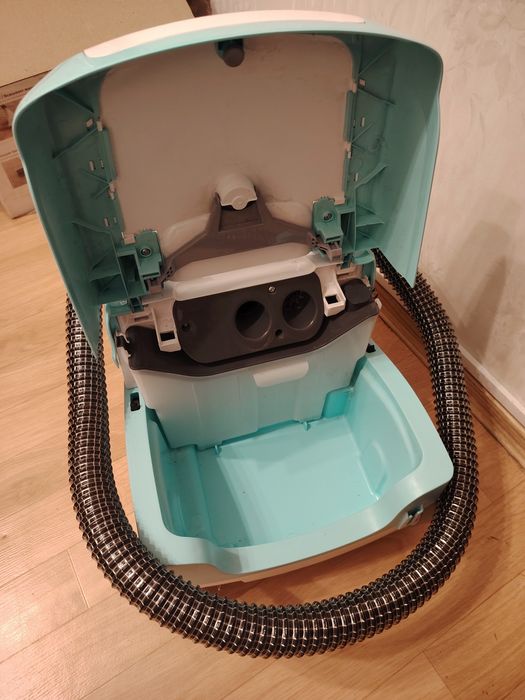 Продам моющий пылесос