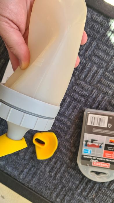 Dispozitiv pt rostuit din silicon + lame curățat rosturi