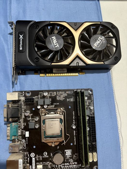 Дънна платка gigabyte