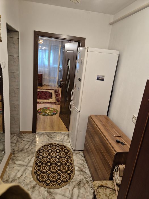 Inchiriez apartament cu o camera