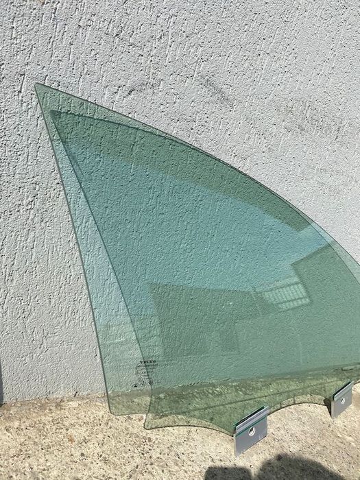 Geam duplex dublu laminat dreapta fata Volvo V60 S60 2011-2013 30799040 31385415