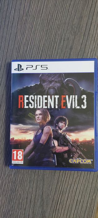 Jocuri PS5 Call of Duty Modern Warfare 2 si Resident Evil 3