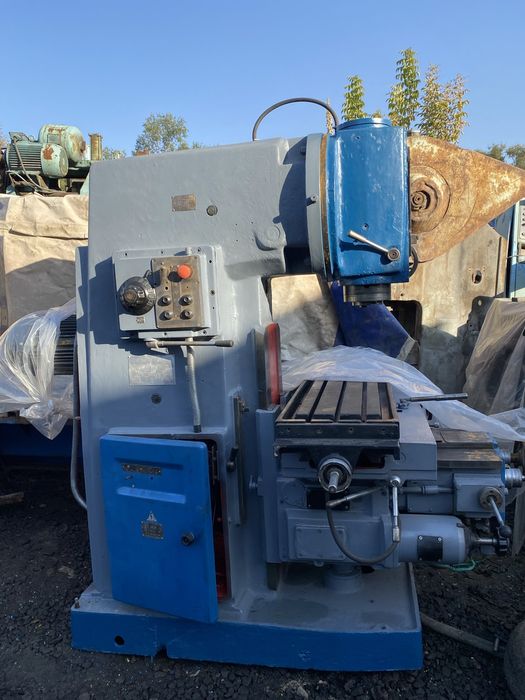 Фрезерный станок