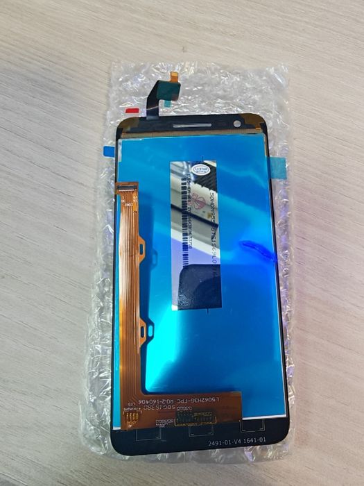 Lenovo vibe C2 дисплей с тъчскрийн нов черен