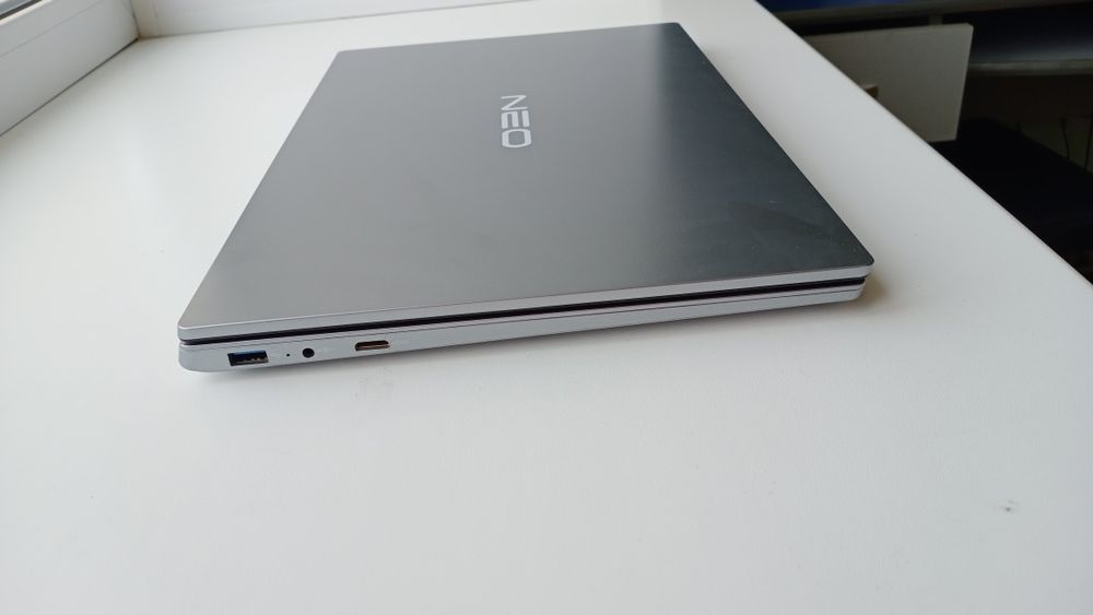 Продам ноутбук Neo