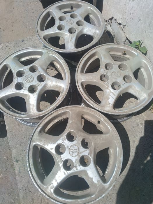 Продам диски R14 5/114.3